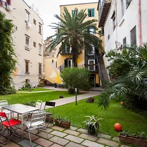  Hostel La Controra